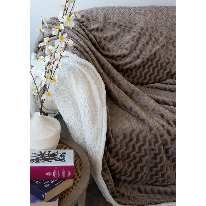Frazada Flannel Outboss Deluxe con Sherpa - COMPRA MÍNIMA 12 UNI. 1.5 PLAZA, 10 UNI. 2.0 PLAZAS Y 10 UNI. 2.5 PLAZAS