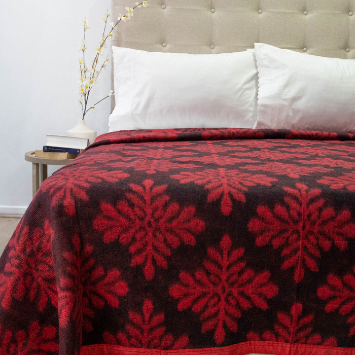 Frazadas  Campo Lindo Jacquard Golden Flores Diseños surtidos