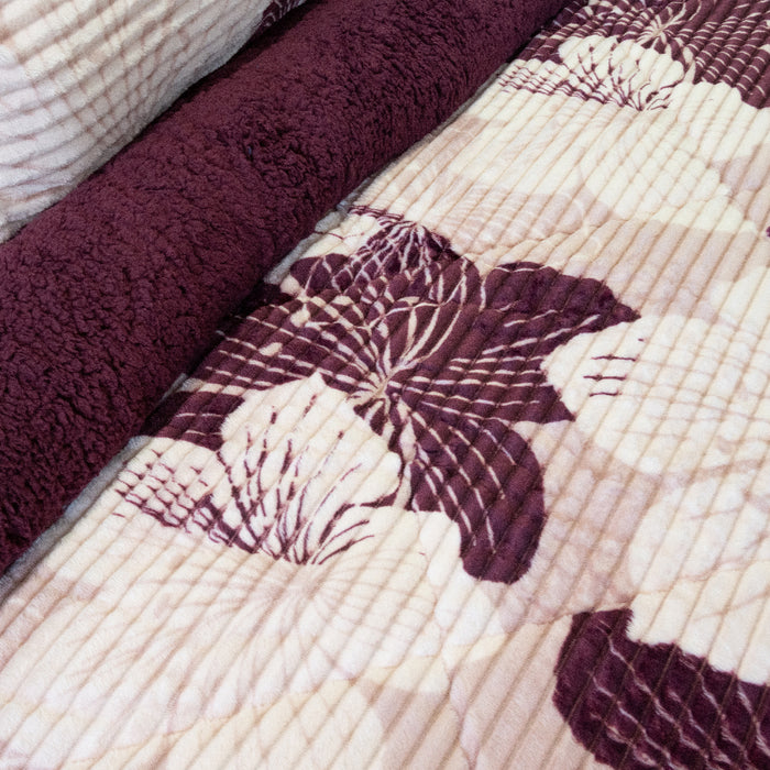 Cubrecama Cotelón Estampado Deluxe con Sherpa  - COMPRA MÍNIMA 6 UNIDADES 1.5 Y 5 UNIDADES 2.0 PLAZAS, 2.5 PLAZAS Y 3.0 PLAZAS