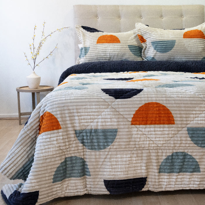 Cubrecama Cotelón Estampado Deluxe con Sherpa  - COMPRA MÍNIMA 6 UNIDADES 1.5 Y 5 UNIDADES 2.0 PLAZAS, 2.5 PLAZAS Y 3.0 PLAZAS