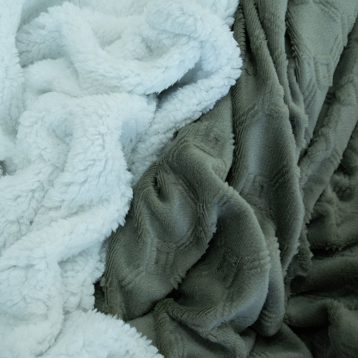 Frazadas Flannel Outboss Deluxe con Sherpa