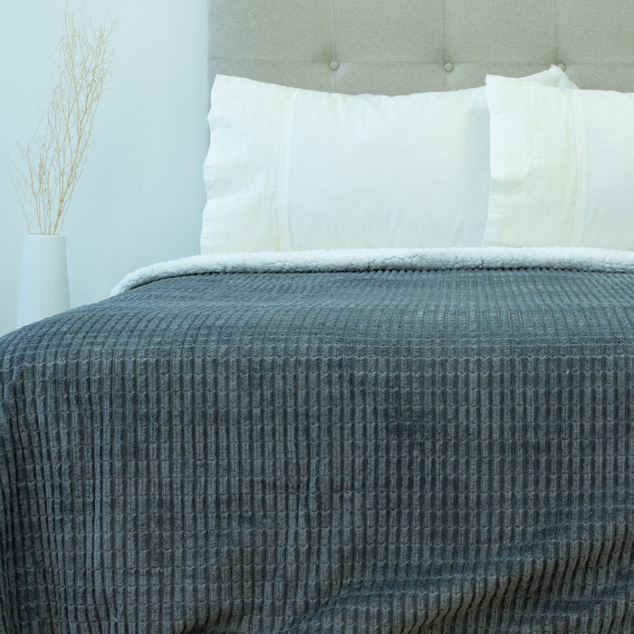 Frazadas Flannel Outboss Deluxe con Sherpa